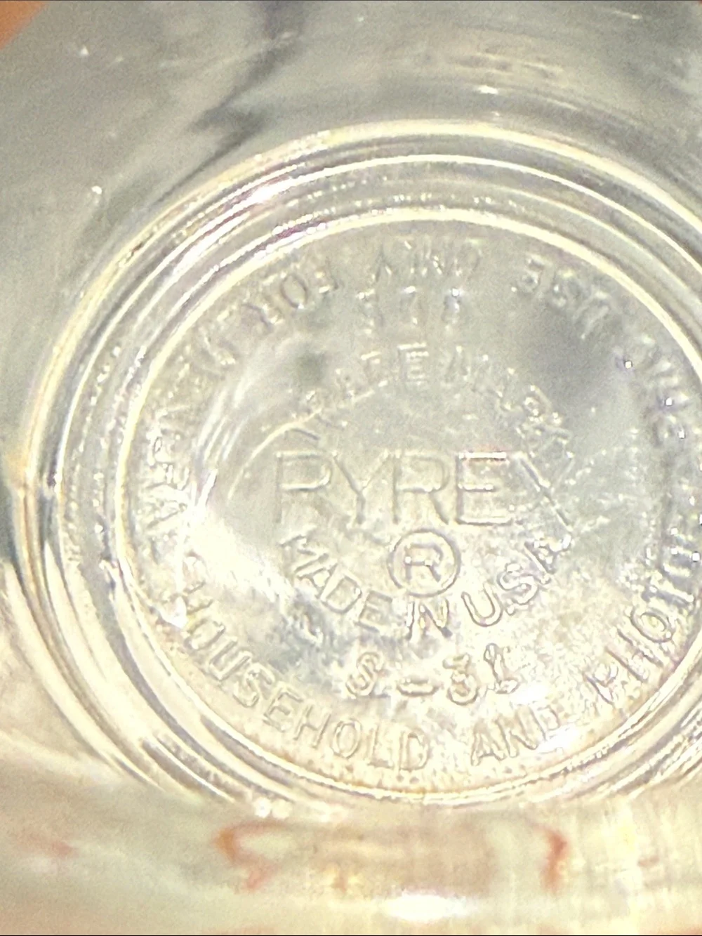 Vintage 1950s-60s Pyrex 1 Cup Measuring Cup 508 Closed D Handle Made in USA!